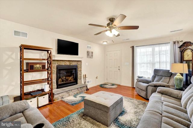 240 PALOMINO WAY, Red Lion, PA 17356