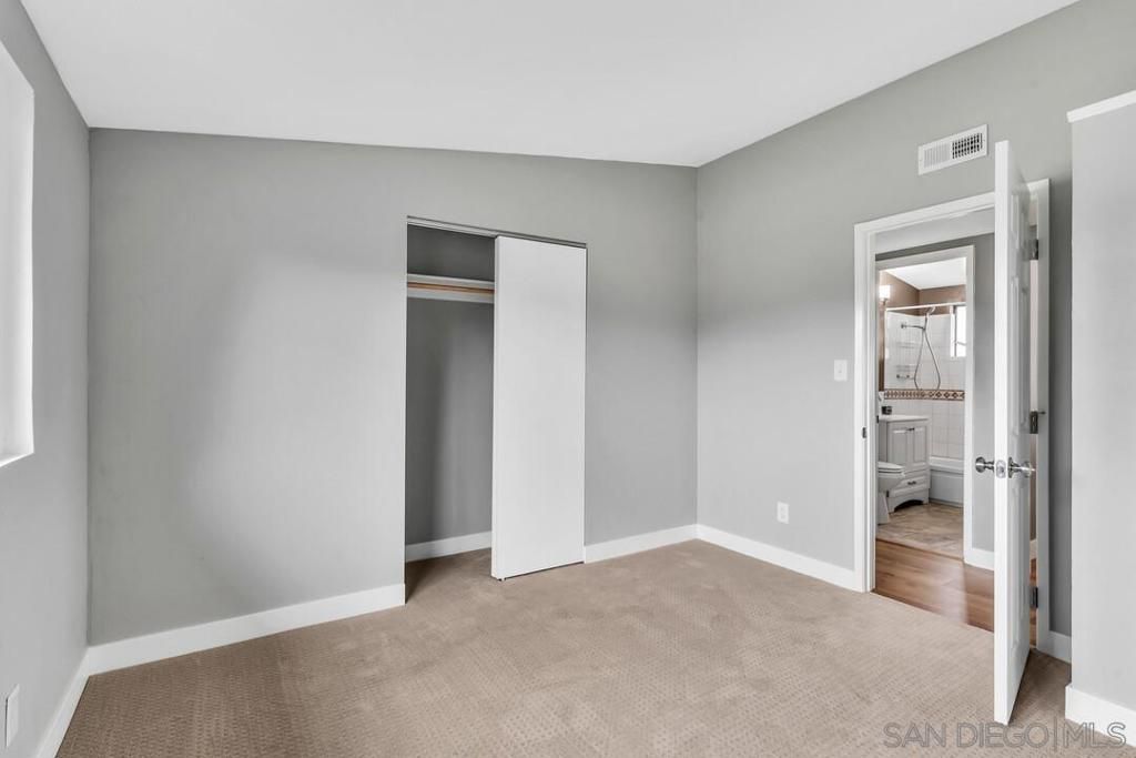 Image 18 of property listing at 536 Rogue Rd, El Cajon, CA 92020