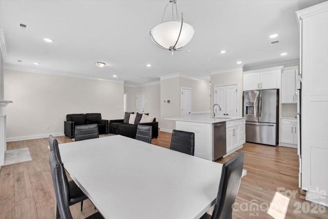 109 W Heart Pine Lane, Statesville, NC 28677