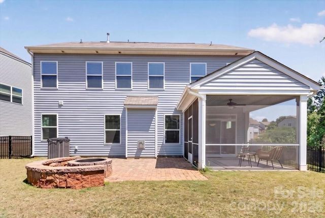 109 W Heart Pine Lane, Statesville, NC 28677