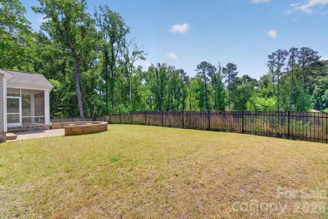 109 W Heart Pine Lane, Statesville, NC 28677