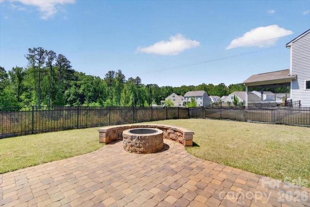 109 W Heart Pine Lane, Statesville, NC 28677