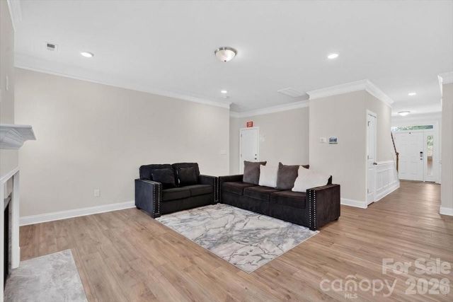 109 W Heart Pine Lane, Statesville, NC 28677