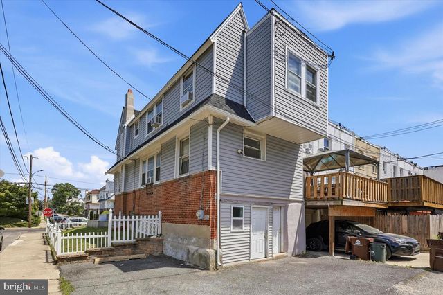 142 E ESSEX AVE, Lansdowne, PA 19050