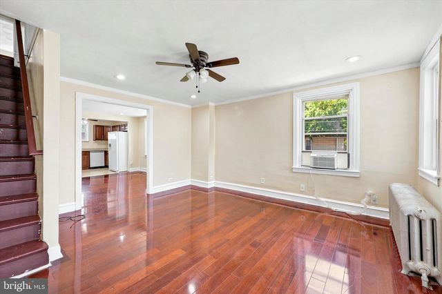 142 E ESSEX AVE, Lansdowne, PA 19050