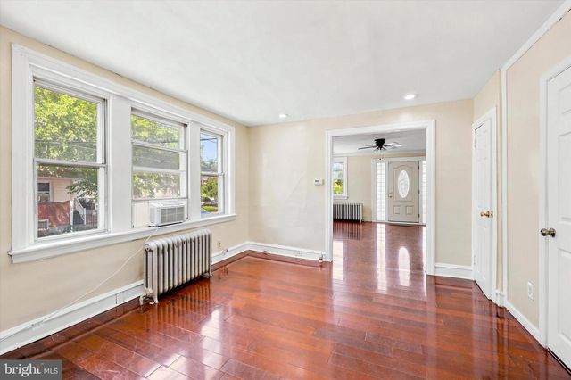 142 E ESSEX AVE, Lansdowne, PA 19050