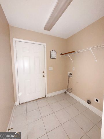 67 Helton Road, Cleveland, GA 30528