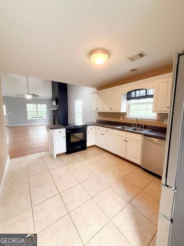 67 Helton Road, Cleveland, GA 30528