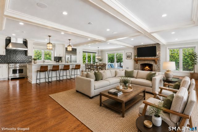 70 Kenilworth Drive East, Stamford, CT 06902