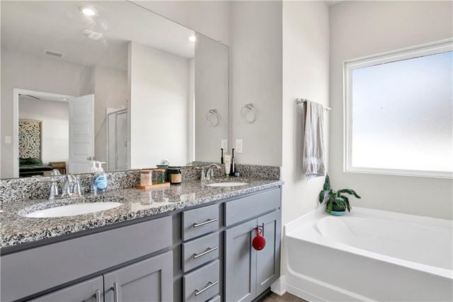 24253 Alydar Loop, Daphne, AL 36526