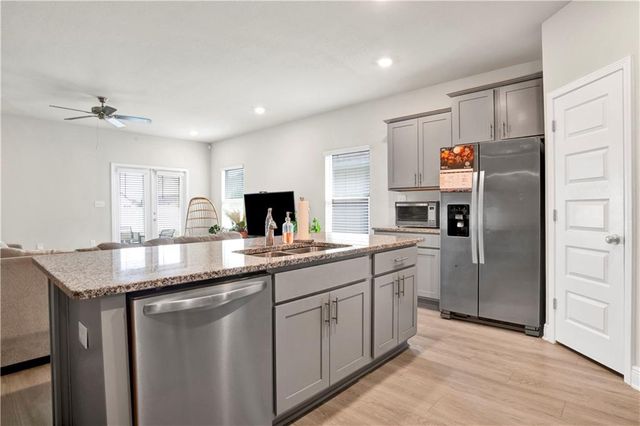 24253 Alydar Loop, Daphne, AL 36526