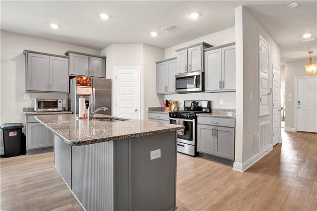 24253 Alydar Loop, Daphne, AL 36526