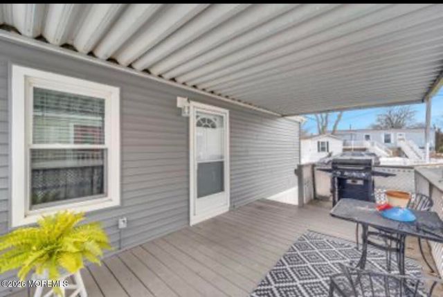 25 Bayshore Mobile Mnr, Hazlet, NJ 07730