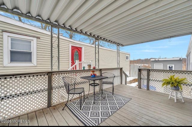 25 Bayshore Mobile Mnr, Hazlet, NJ 07730