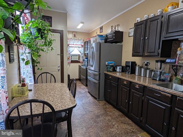 314 WALNUT ST, Reading, PA 19601
