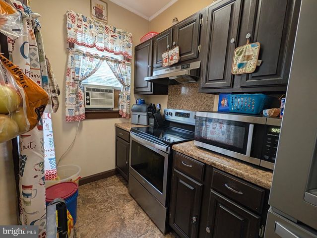 314 WALNUT ST, Reading, PA 19601