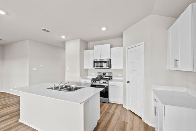 4241 Trickling Creek Lane, Fort Worth, TX 76036