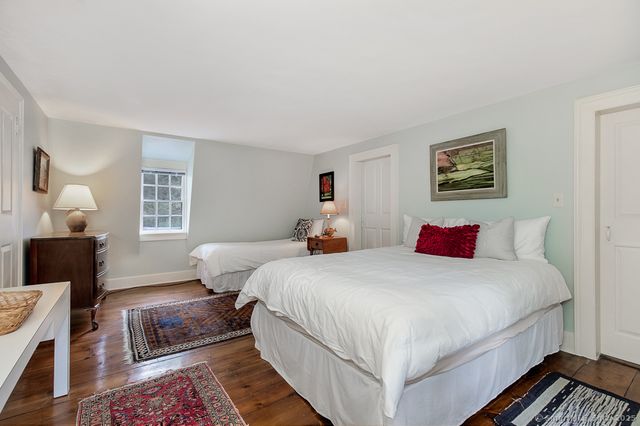 71 Beecher Road, Woodbridge, CT 06525