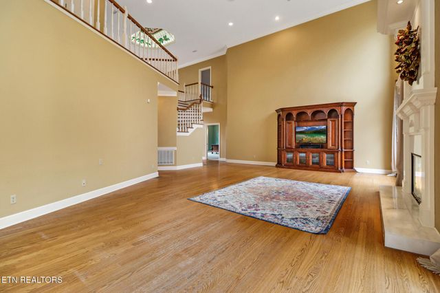 218 Channing Lane, Crossville, TN 38555