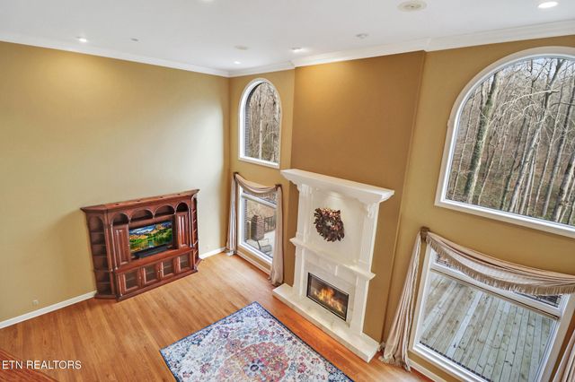 218 Channing Lane, Crossville, TN 38555