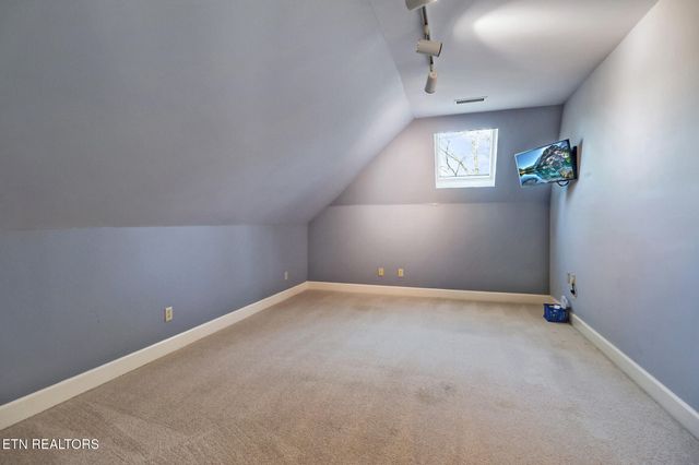 218 Channing Lane, Crossville, TN 38555