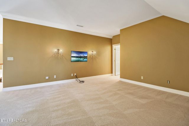 218 Channing Lane, Crossville, TN 38555