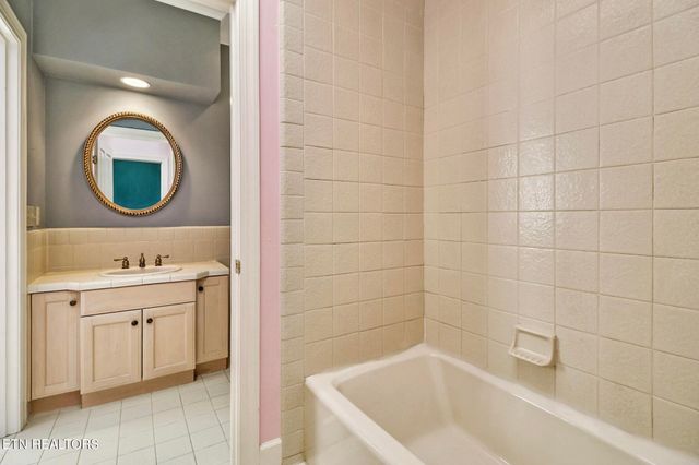 218 Channing Lane, Crossville, TN 38555