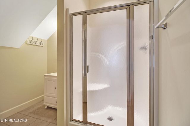 218 Channing Lane, Crossville, TN 38555