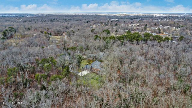 218 Channing Lane, Crossville, TN 38555