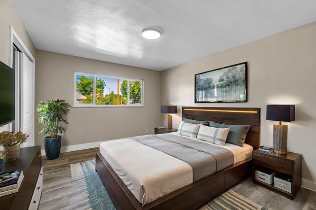 5186 N Callisch Avenue, Fresno, CA 93710