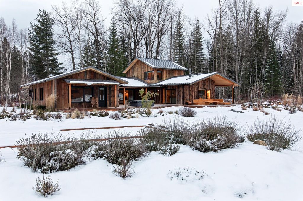 202 Siskin Ln, Sandpoint, ID 83864 photo 2