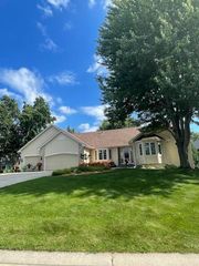 16762 Ironwood Circle, Lakeville, MN 55044
