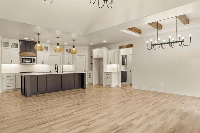 2916 River Birch Lane, Yukon, OK 73099