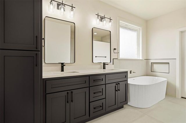 2916 River Birch Lane, Yukon, OK 73099