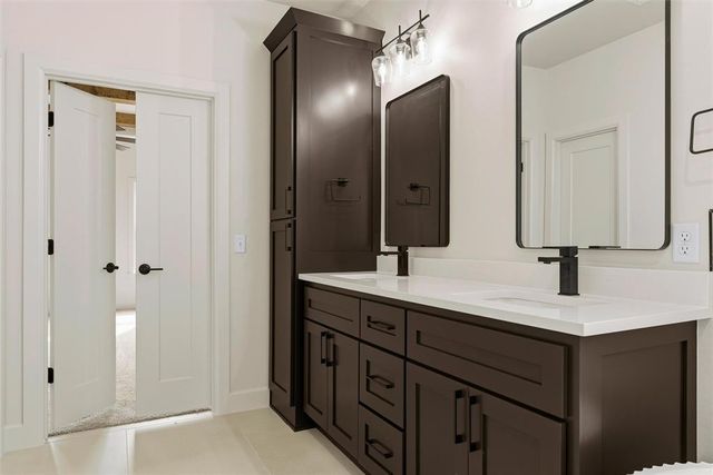 2916 River Birch Lane, Yukon, OK 73099