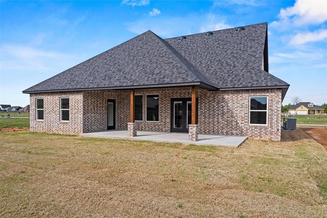 2916 River Birch Lane, Yukon, OK 73099