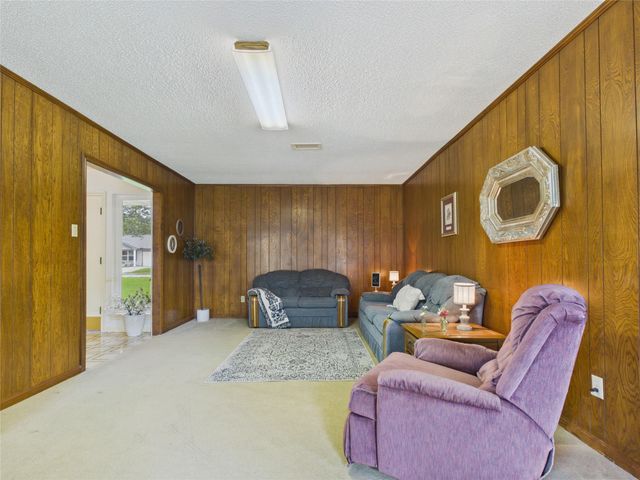 1909 Tracy Lynn Lane, Alvin, TX 77511