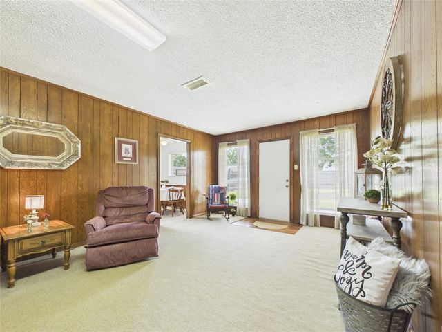 1909 Tracy Lynn Lane, Alvin, TX 77511