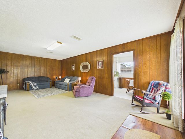 1909 Tracy Lynn Lane, Alvin, TX 77511