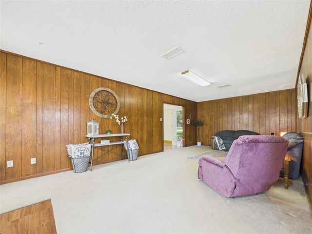 1909 Tracy Lynn Lane, Alvin, TX 77511