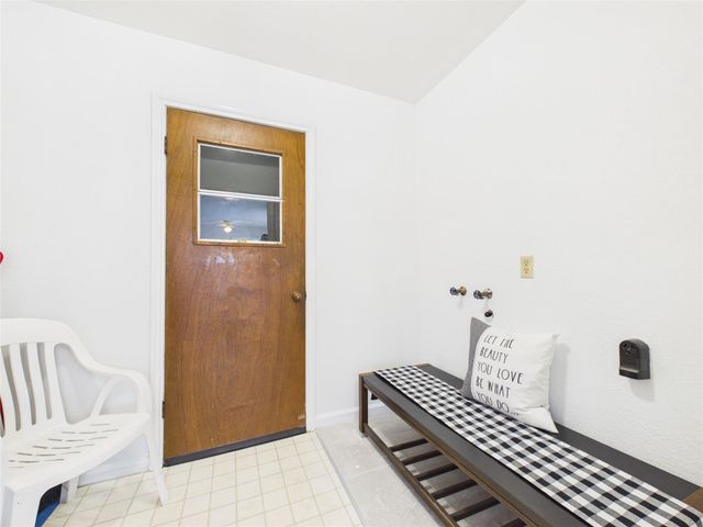1909 Tracy Lynn Lane, Alvin, TX 77511