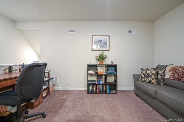 45 ottaway Lane, Campbell Hall, NY 10916