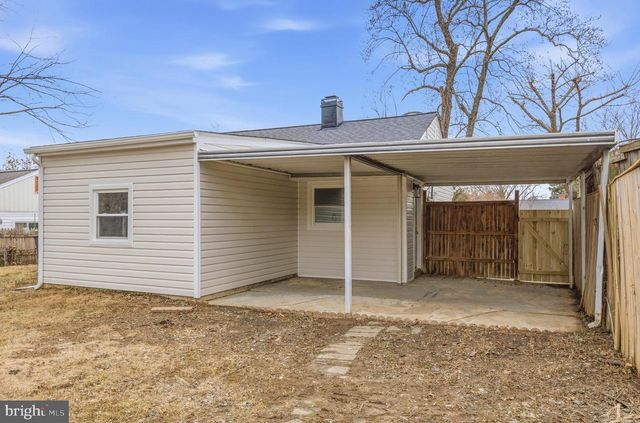 4806 ROCKFORD DR, Hyattsville, MD 20784