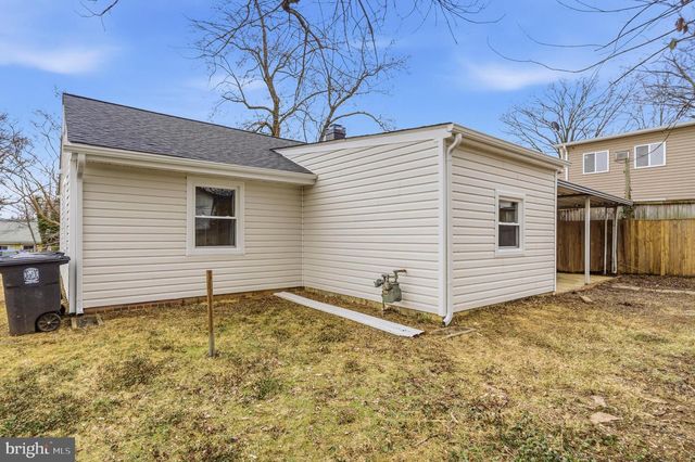 4806 ROCKFORD DR, Hyattsville, MD 20784