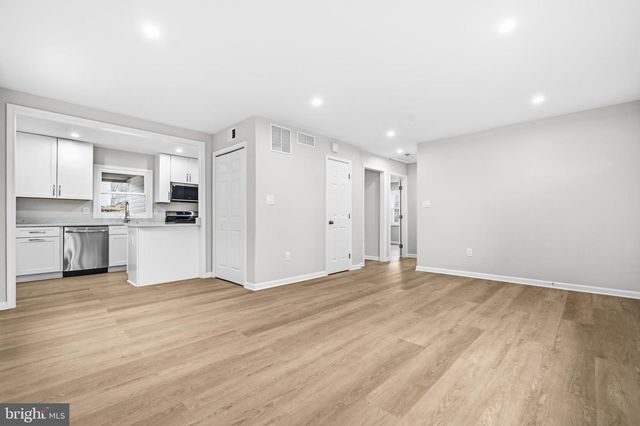 4806 ROCKFORD DR, Hyattsville, MD 20784