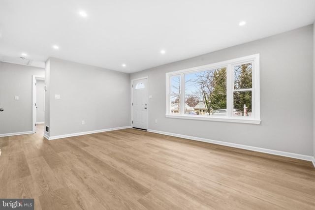 4806 ROCKFORD DR, Hyattsville, MD 20784