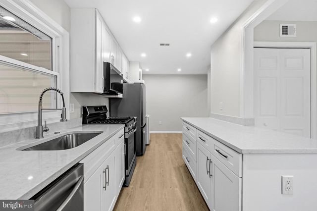 4806 ROCKFORD DR, Hyattsville, MD 20784