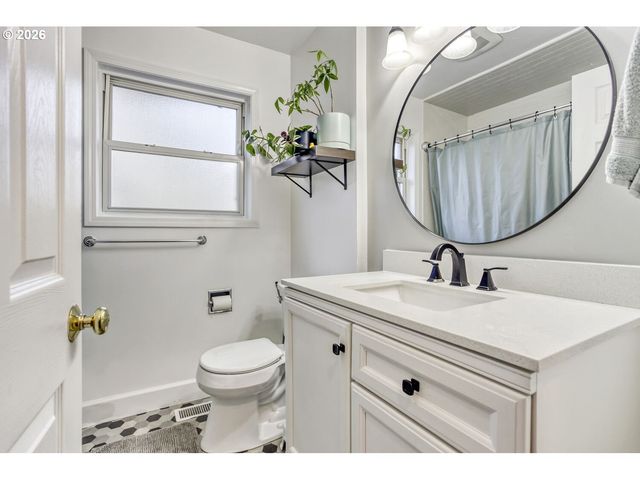 3540 Se 160TH Ave, Portland, OR 97236