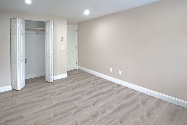 20 Presidential Dr 1, Quincy, MA 02169