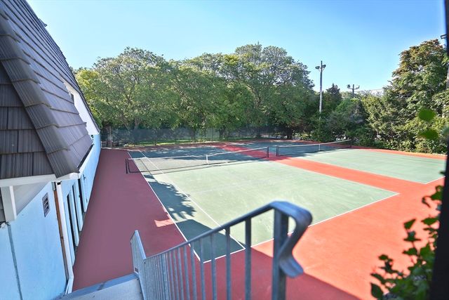 20 Presidential Dr 1, Quincy, MA 02169